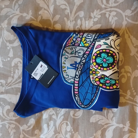Los Angeles Dodgers "Sugar Skull" Shirt Extra Large 2024 - Picture 3 of 5